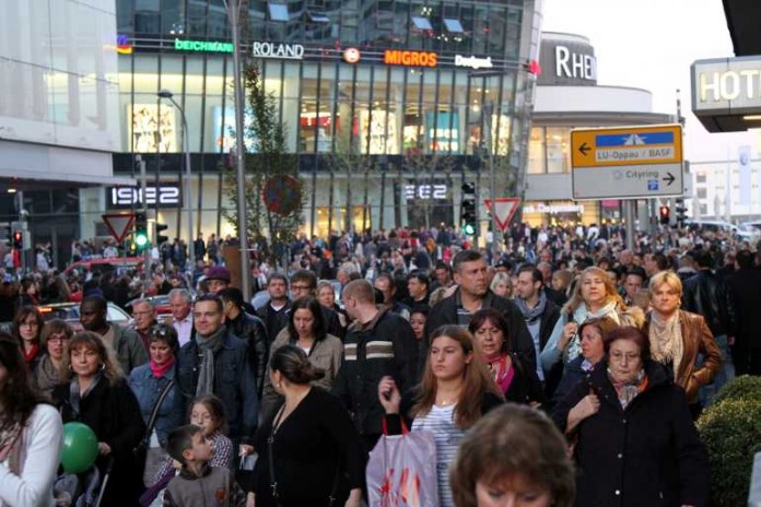 Immer wieder ein Publikumsmagnet: Der verkaufsoffene Sonntag in Ludwigshafen